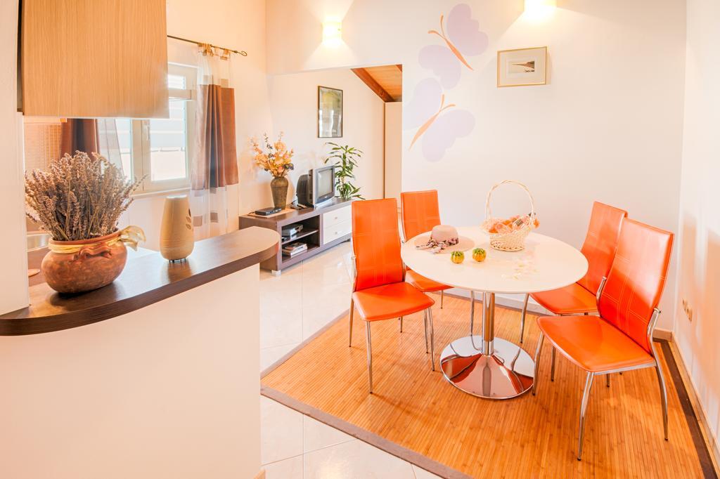 Apartmani Rita Milna  Habitación foto
